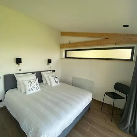 : Le Petit Appentis * بروفونديفيل